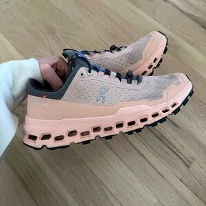 On Running Cloudultra Trail Running Shoes Women’s Size 8 Rose and Cobalt